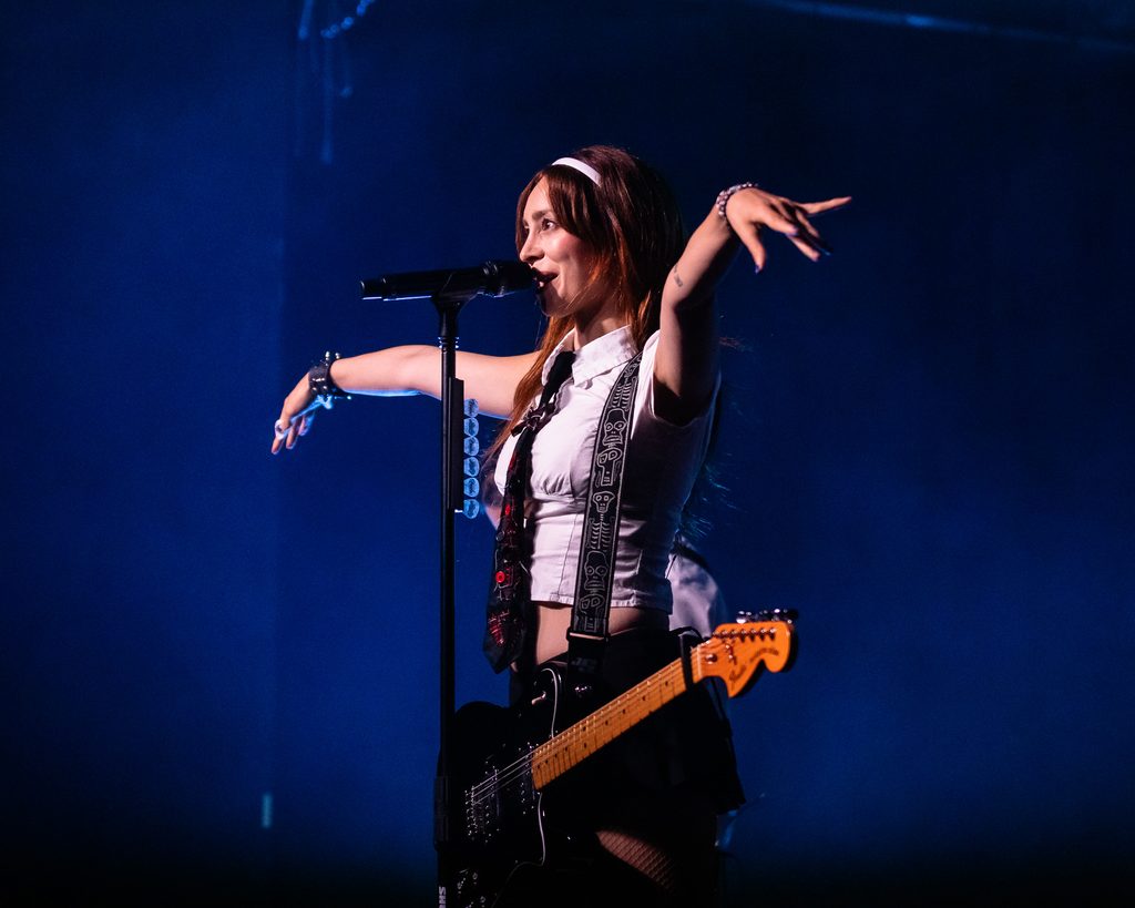 LØLØ in Concert in Salt Lake City at Metro Music Hall.